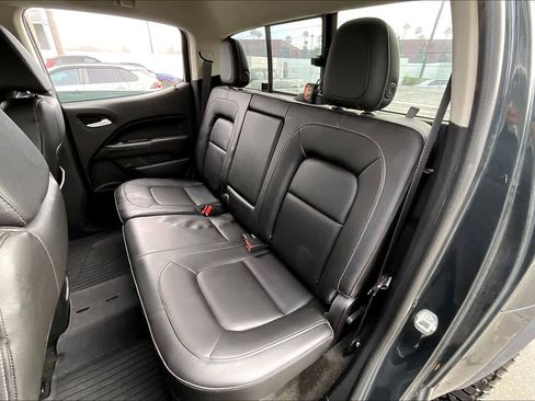 Used 2017 Chevrolet Colorado ZR2 image 17