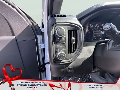 New 2025 GMC Sierra 2500 Pro image 17