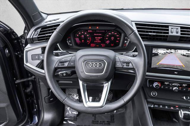 Certified 2025 Audi Q3 2.0T Premium w/ Convenience Package AWD/4WD image 13