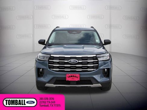 Certified 2025 Ford Explorer Active w/ Active Comfort Package image 2