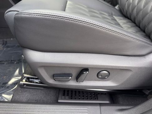 New 2026 Nissan Rogue Platinum image 15