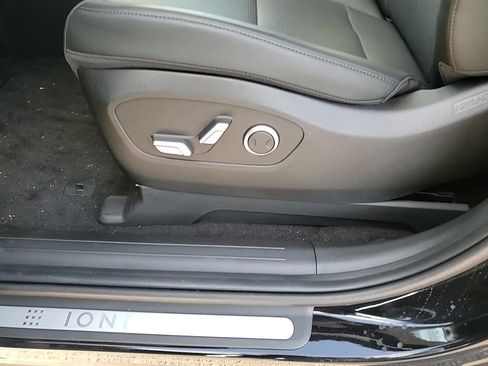 New 2026 Hyundai Ioniq 9 SEL AWD/4WD image 15