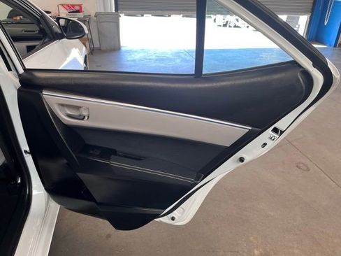 Used 2016 Toyota Corolla LE image 15