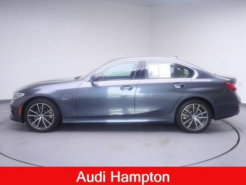 Used 2022 BMW 330e xDrive w/ Convenience Package AWD/4WD image 13
