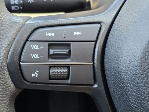 Used 2023 Honda Accord EX image 16