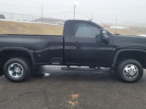 Used 2024 Chevrolet Silverado 3500 LT w/ Convenience Package image 14