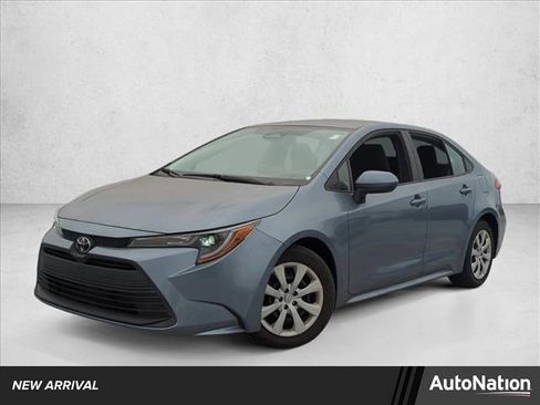 Used 2023 Toyota Corolla LE image 1