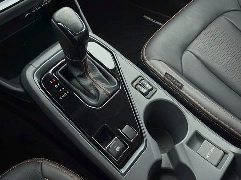 Certified 2025 Subaru Crosstrek 2.5i Limited w/ Crosstrek Mirror Package image 14