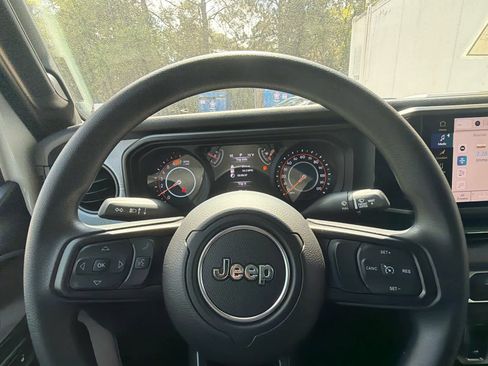 New 2026 Jeep Wrangler Sport AWD/4WD image 22