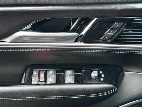 Used 2024 Jeep Wagoneer L Base w/ Premium Group I image 21