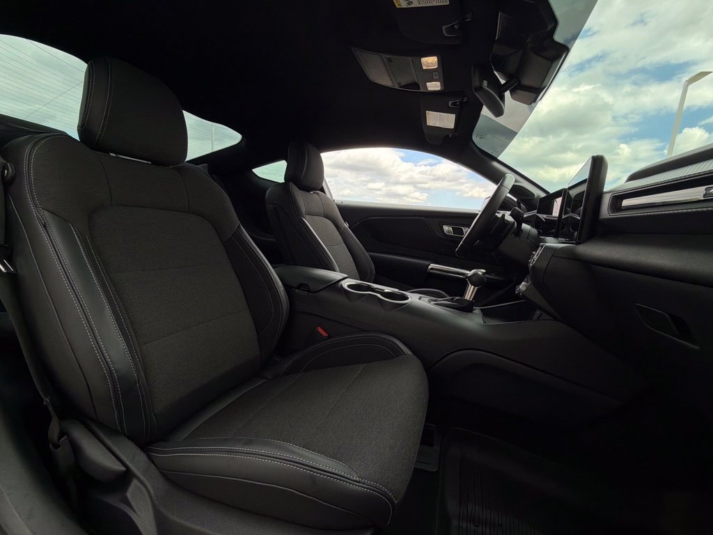 Used 2024 Ford Mustang GT RWD image 27