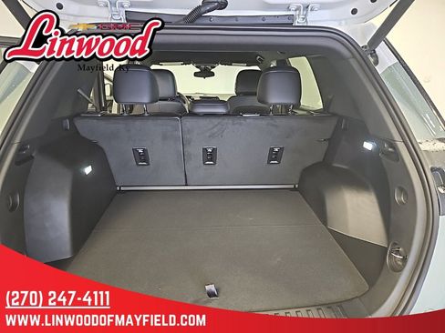 New 2026 Chevrolet Equinox LT w/ Convenience Package II image 12