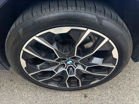 Certified 2024 BMW X7 xDrive40i w/ M Sport Package AWD/4WD image 6