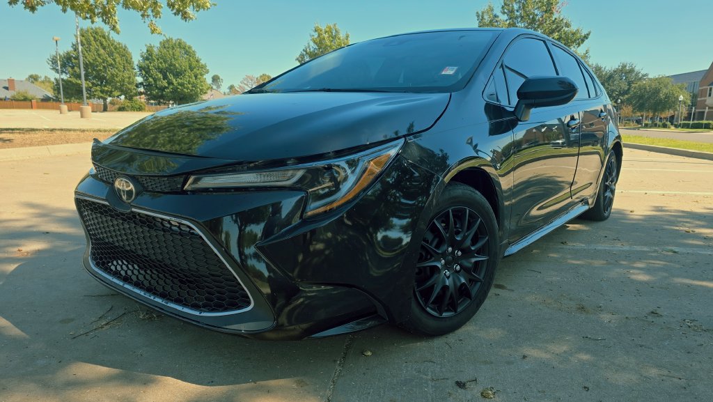 Used 2021 Toyota Corolla LE FWD image 5