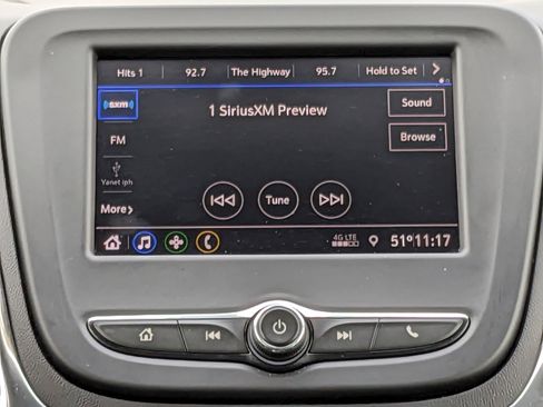 Used 2021 Chevrolet Equinox LT FWD image 19