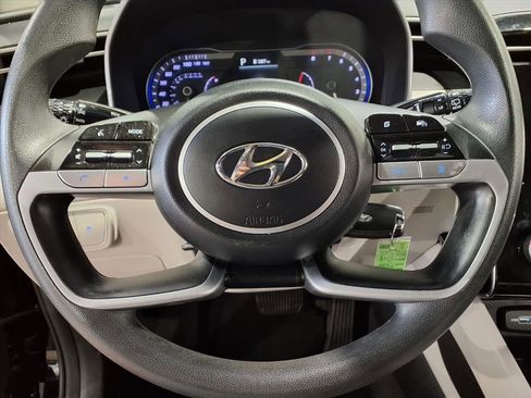 Used 2023 Hyundai Tucson SE image 10
