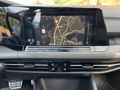 Used 2022 Volkswagen GTI SE w/ SE Leather Package image 18