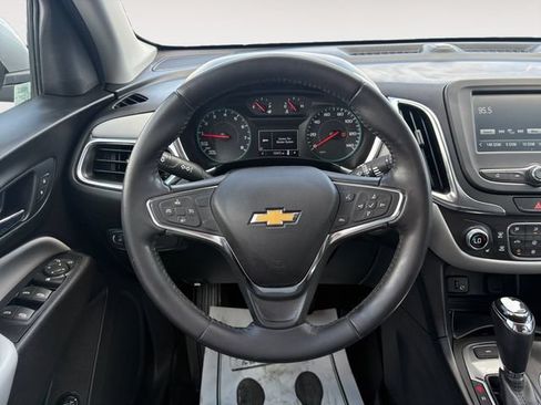 Used 2018 Chevrolet Equinox LT AWD/4WD image 12