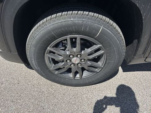 New 2026 GMC Acadia Elevation AWD/4WD image 10