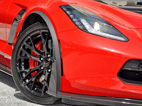 Used 2019 Chevrolet Corvette Z06 RWD image 10