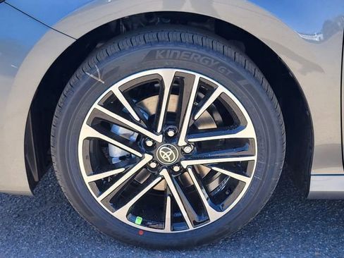 New 2026 Toyota Camry XLE AWD/4WD image 8