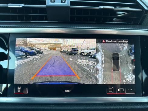 Used 2023 Audi Q3 2.0T Premium Plus image 45