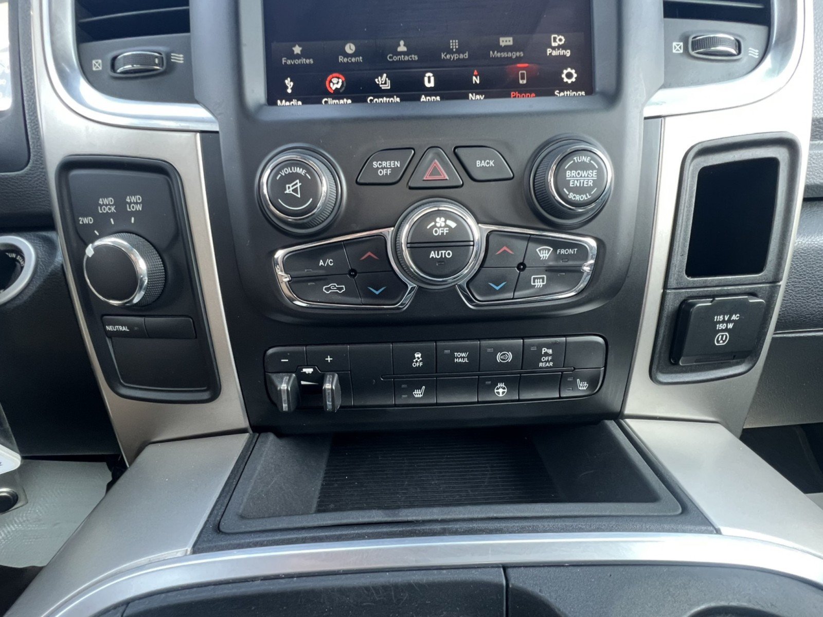 Used 2018 RAM 2500 Big Horn w/ Harvest Edition AWD/4WD image 30
