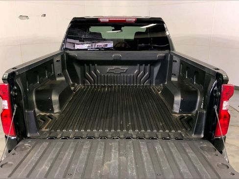 Used 2023 Chevrolet Silverado 1500 LT image 4