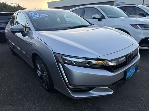 Used 2018 Honda Clarity Touring image 3