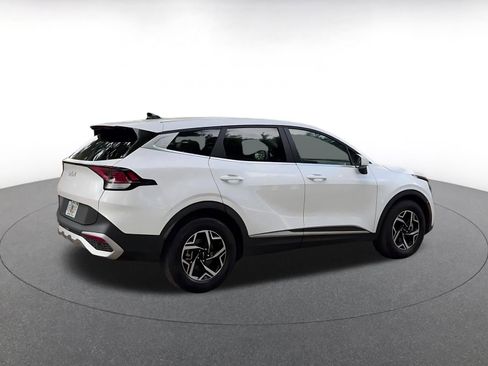 Used 2025 Kia Sportage LX image 15