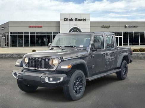 New 2026 Jeep Gladiator Sport image 2