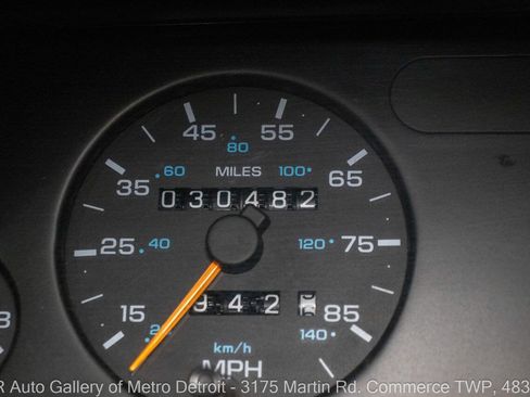 Used 1991 Dodge Shadow Convertible image 19