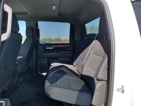 Used 2025 Chevrolet Silverado 2500 LT w/ Convenience Package AWD/4WD image 12