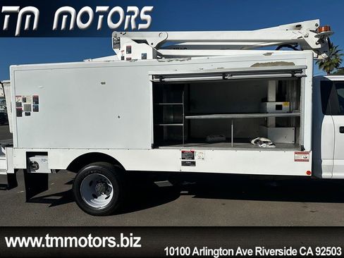 Used 2019 Ford F550 2WD Regular Cab Super Duty image 14