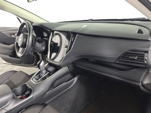 Used 2025 Subaru Outback Premium image 19