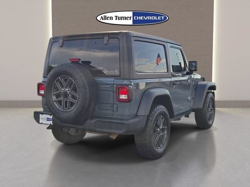 Used 2024 Jeep Wrangler Sport AWD/4WD image 6
