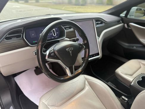 Used 2016 Tesla Model S 85D image 31