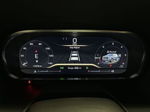 Used 2024 GMC Yukon SLT w/ SLT Luxury Package image 79