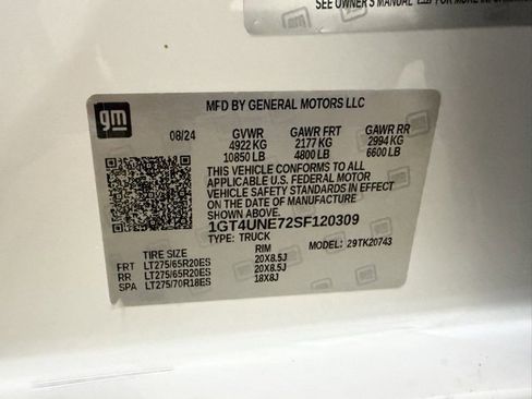 Used 2025 GMC Sierra 2500 SLT w/ SLT Premium Package image 70