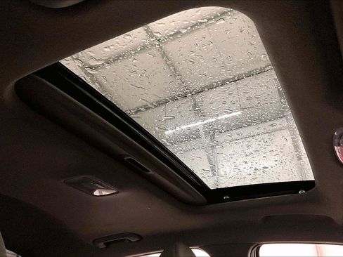 Used 2024 Hyundai Elantra SEL w/ Convenience Package image 21