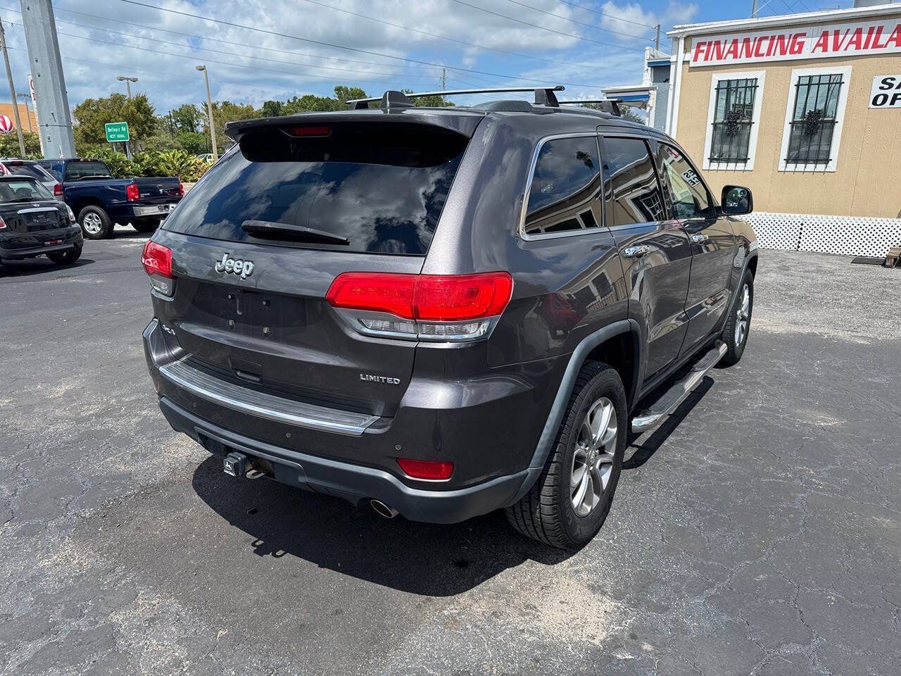 Used 2015 Jeep Grand Cherokee Limited w/ Trailer Tow Group IV AWD/4WD image 8