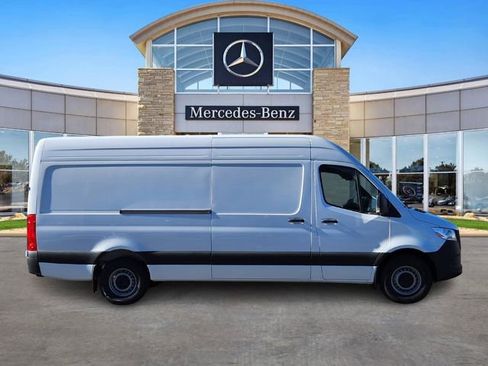 New 2026 Mercedes-Benz Sprinter 2500 image 5