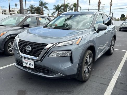 Used 2023 Nissan Rogue SL w/ SL Premium Package FWD image 3