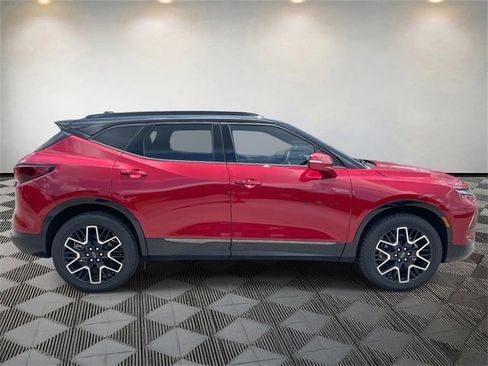 New 2025 Chevrolet Blazer RS w/ Driver Confidence II Package image 6
