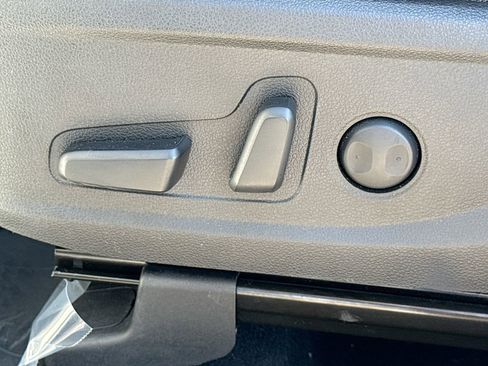 Used 2022 Hyundai Santa Fe SEL w/ Convenience Package image 24