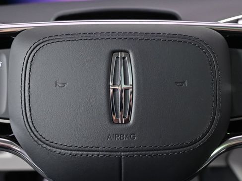 New 2026 Lincoln Nautilus Reserve AWD/4WD image 35