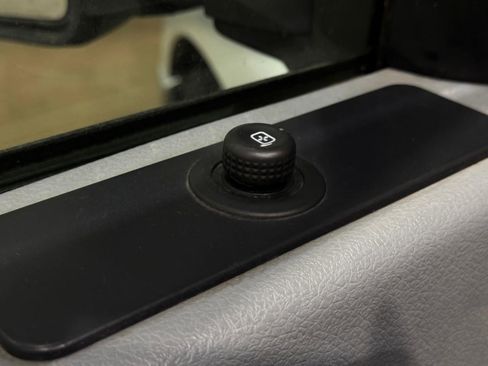 Used 2011 Ford F250 XL w/ PWR Equipment Group image 10