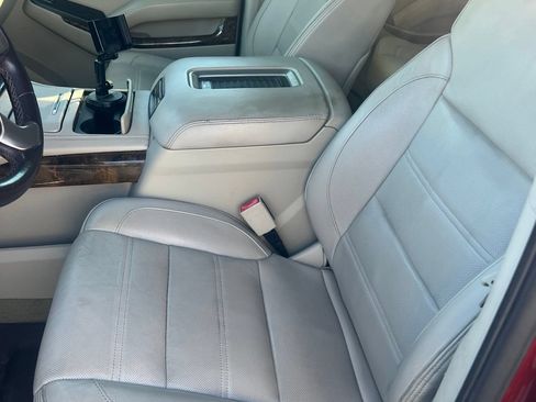 Used 2016 GMC Yukon Denali w/ Open Road Package AWD/4WD image 8