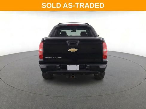 Used 2013 Chevrolet Avalanche LT AWD/4WD image 3