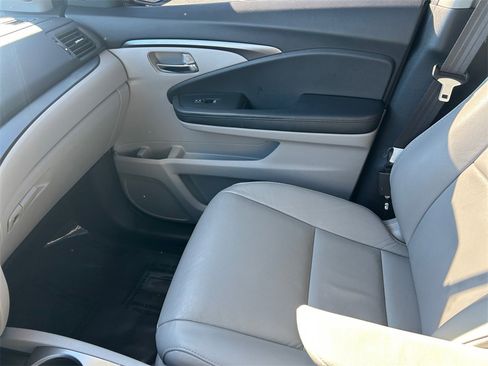 Used 2022 Honda Pilot Special Edition image 27